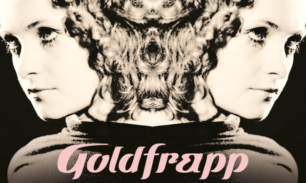 【發行情報】時隔21年，英國電音二人組Goldfrapp重新發行首張專輯⟪Felt mountain⟫金色彩膠紀念版